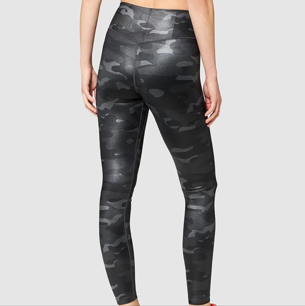 Nike Dri-FIT One Mid-Rise Camo Leggings Black Gray Women’s Small